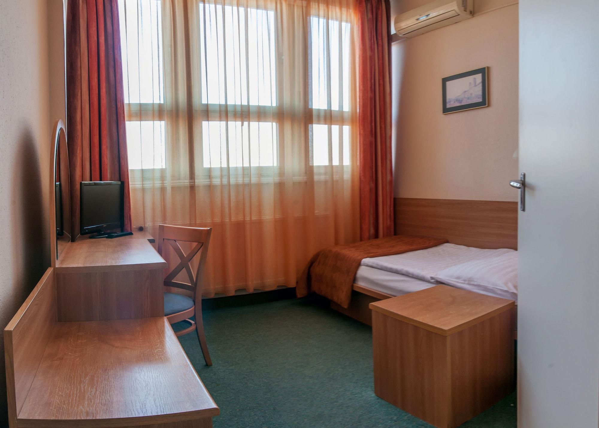 Hotel Eben Budapest Exteriör bild